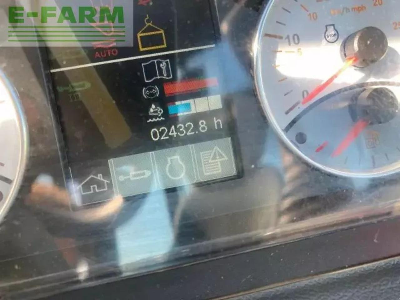 Навантажувач телескопічний CLAAS scorpion 960 vp stage v: фото 10