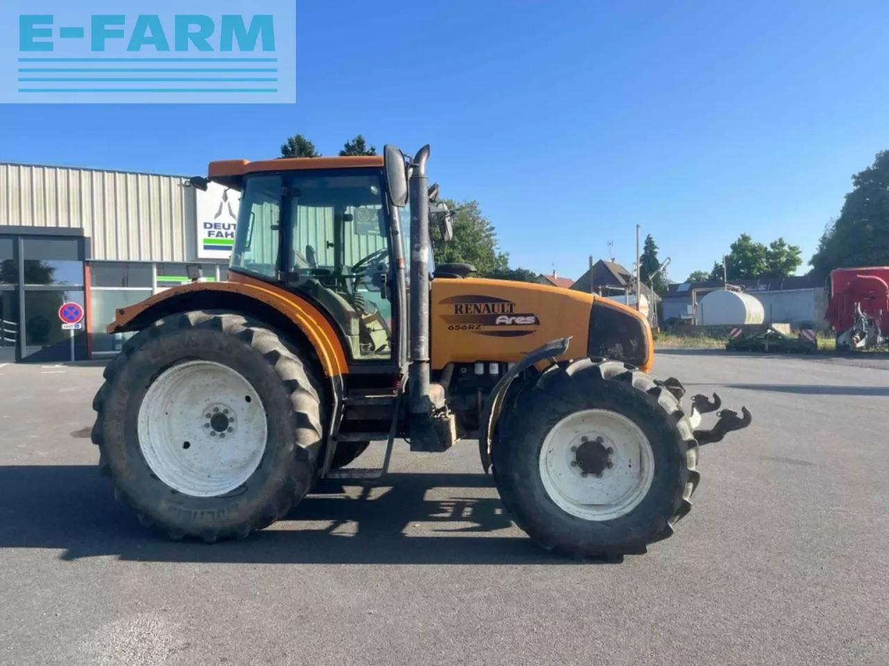 CLAAS tracteur agricole ares 656 rz claas RZ - Трактор: фото 2 CLAAS tracteur agricole ares 656 rz claas RZ - Трактор: фото 2