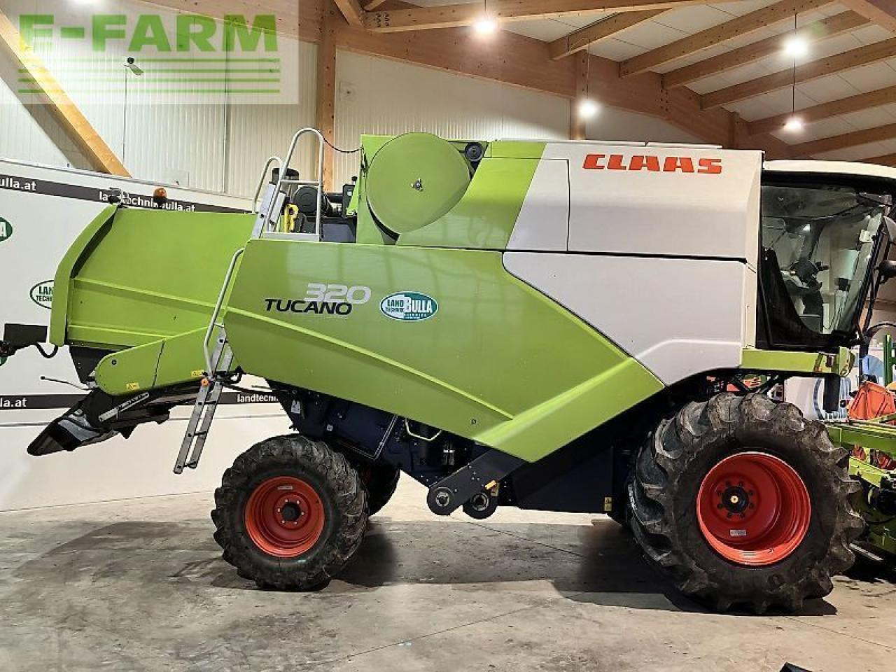 CLAAS tucano 320 - Зернозбиральний комбайн: фото 3 CLAAS tucano 320 - Зернозбиральний комбайн: фото 3