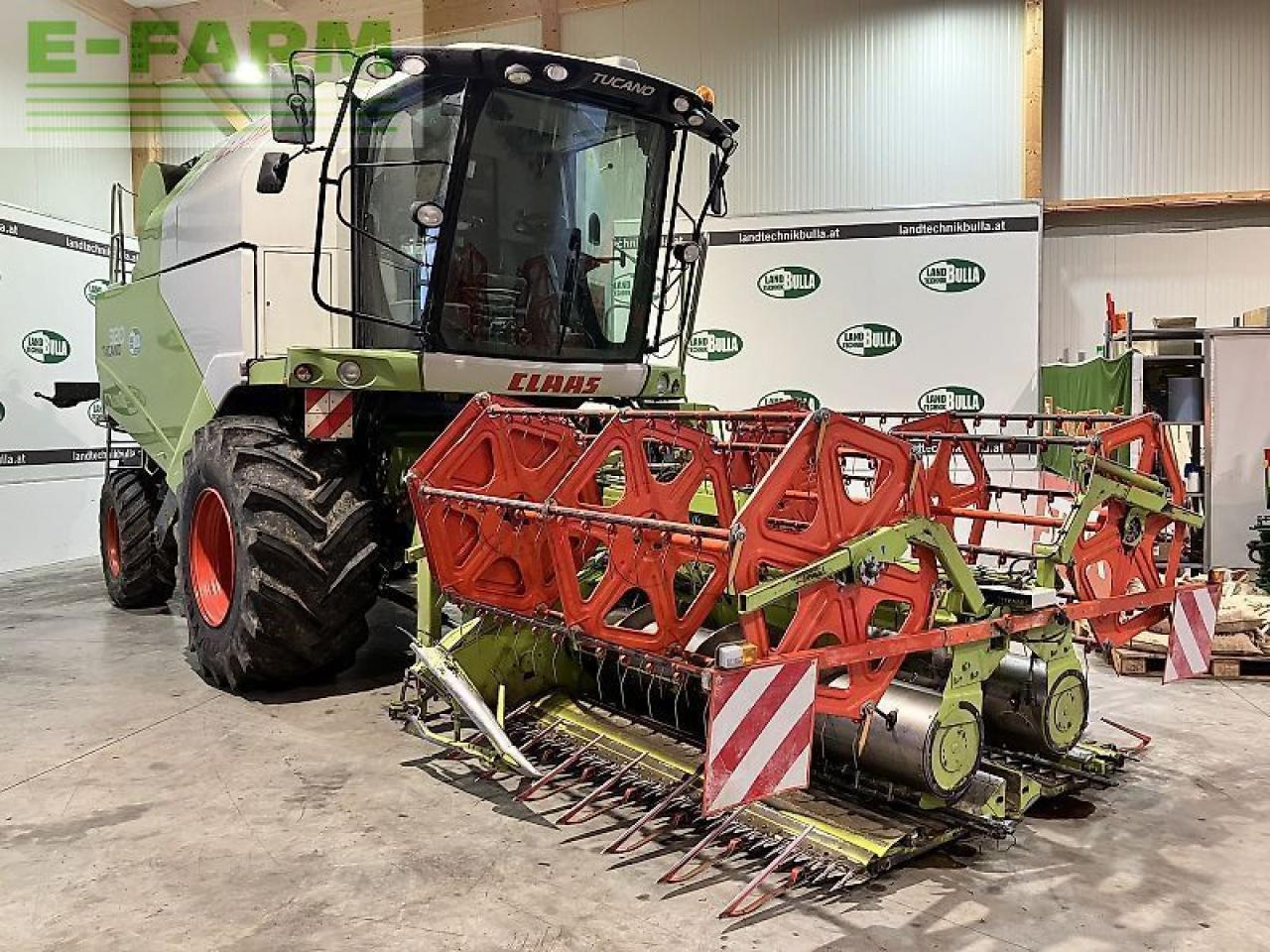 CLAAS tucano 320 - Зернозбиральний комбайн: фото 2 CLAAS tucano 320 - Зернозбиральний комбайн: фото 2
