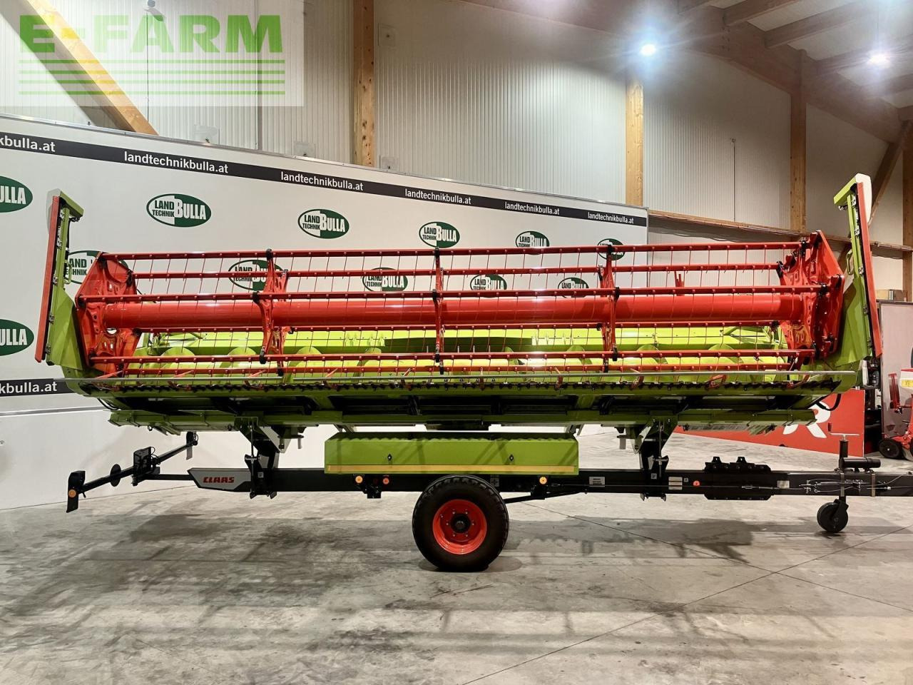 CLAAS v 620 mit wagen - Обладнання для кормозбирального комбайну: фото 2 CLAAS v 620 mit wagen - Обладнання для кормозбирального комбайну: фото 2