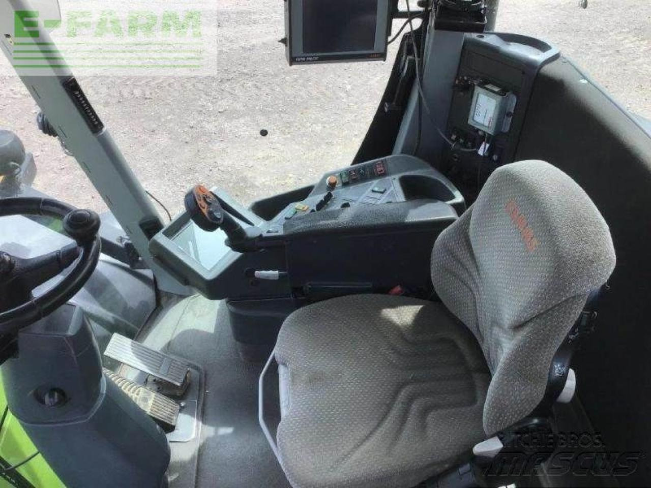 Трактор CLAAS xerion 3800 trac vc TRAC VC: фото 6