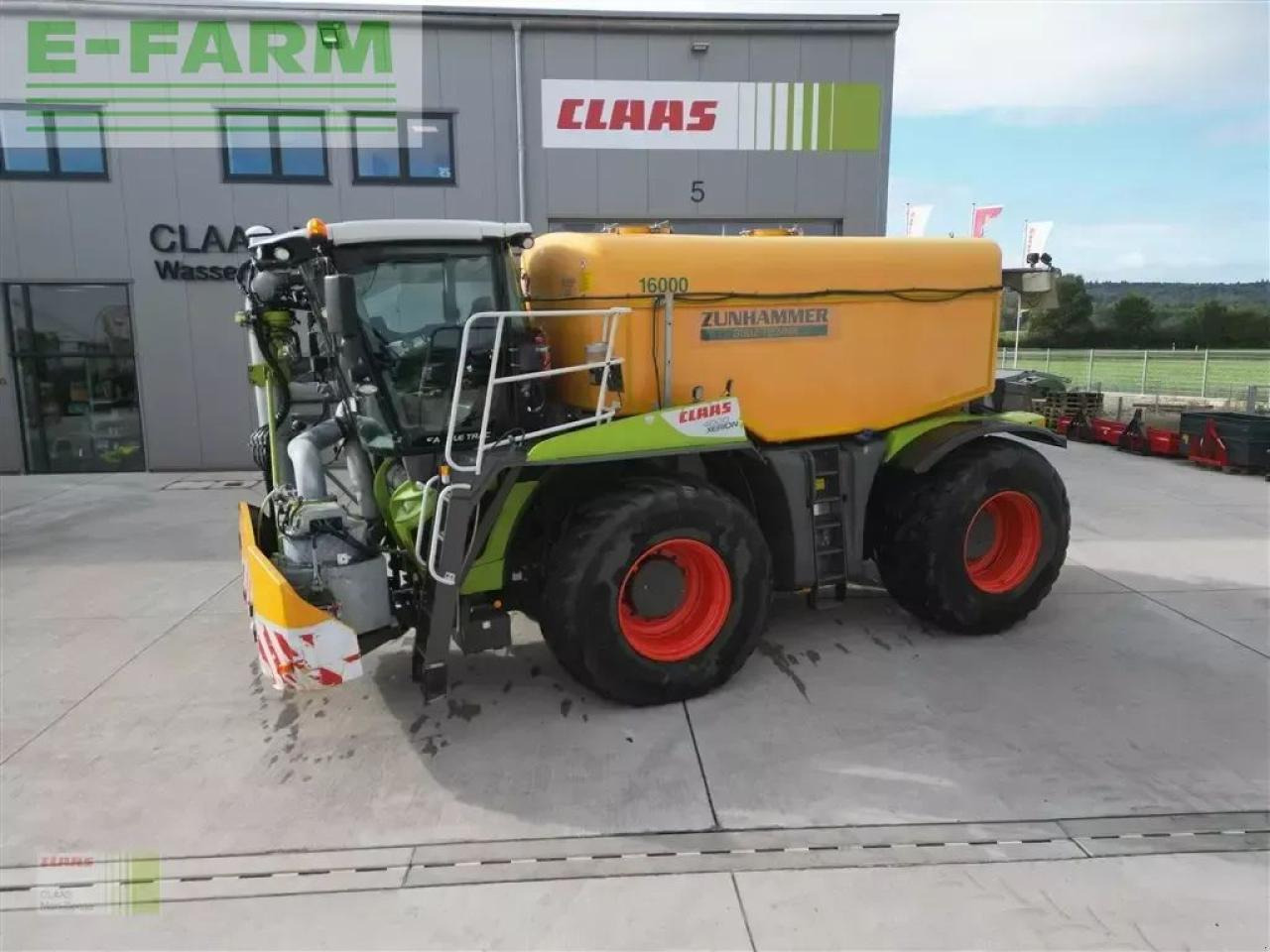 CLAAS xerion 4000 saddle trac SADDLE TRAC - Обприскувач самохідний: фото 2 CLAAS xerion 4000 saddle trac SADDLE TRAC - Обприскувач самохідний: фото 2