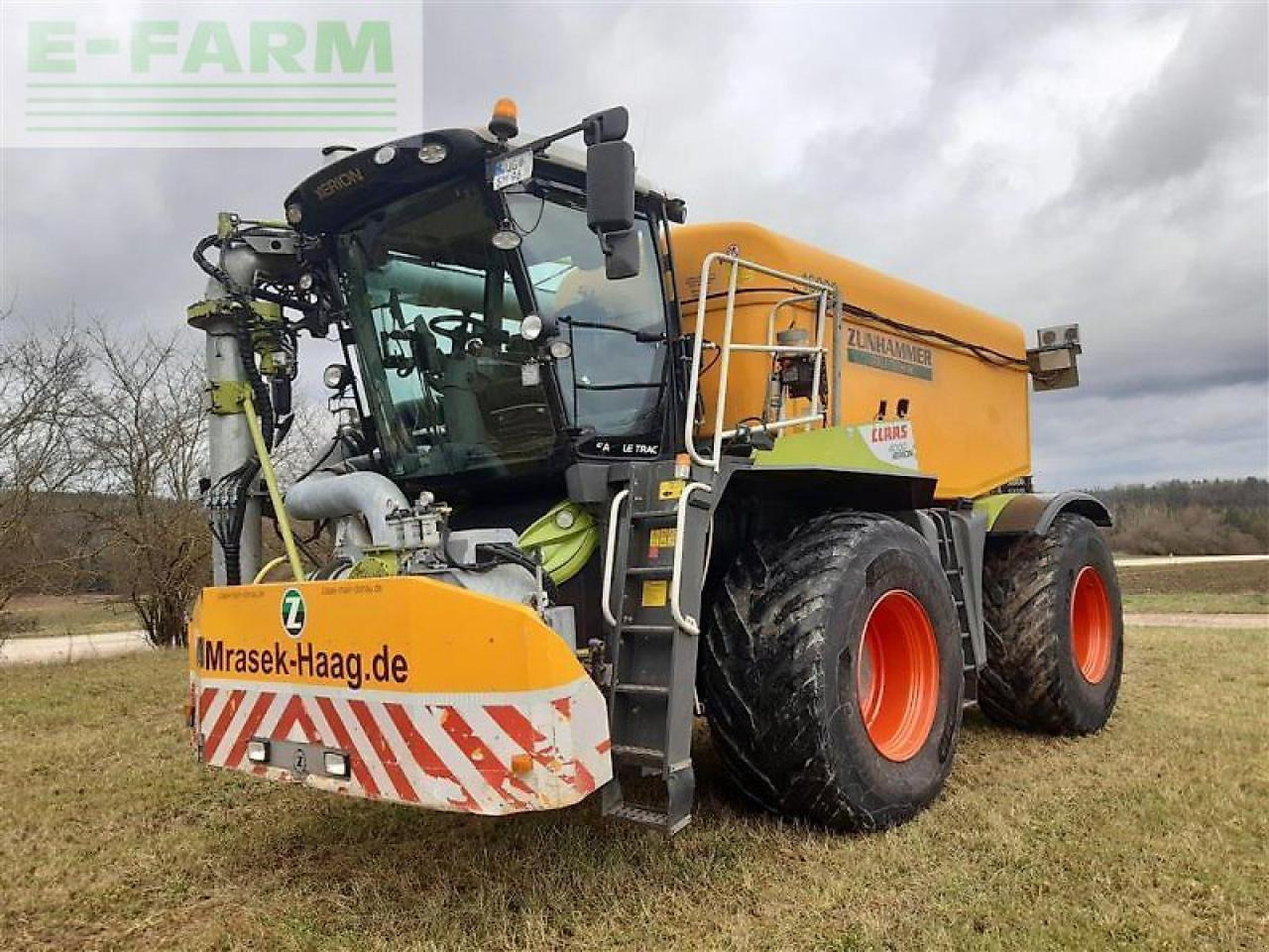CLAAS xerion 4000 saddle trac SADDLE TRAC - Обприскувач самохідний: фото 1 CLAAS xerion 4000 saddle trac SADDLE TRAC - Обприскувач самохідний: фото 1