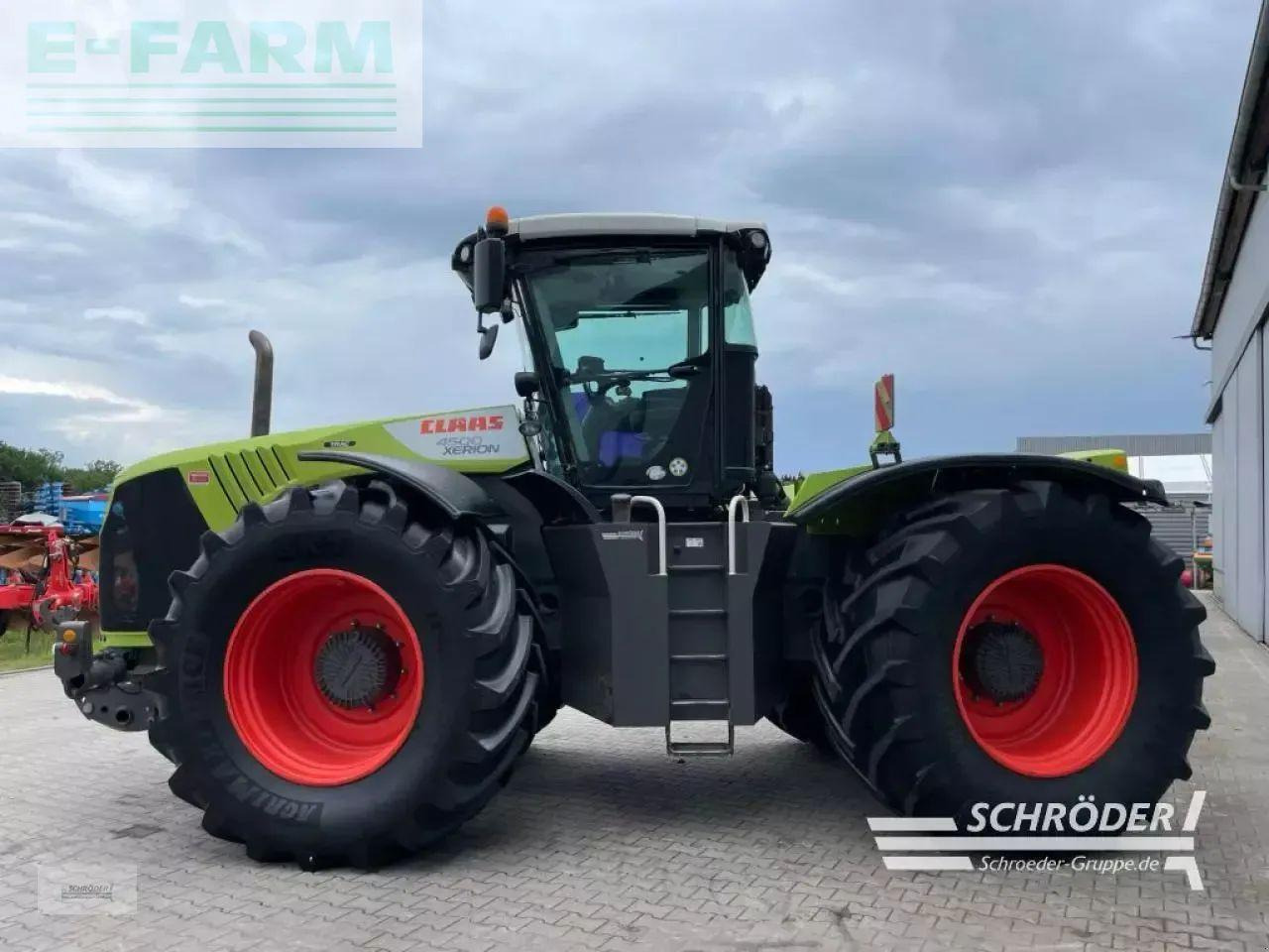 CLAAS xerion 4500 - Трактор: фото 4 CLAAS xerion 4500 - Трактор: фото 4
