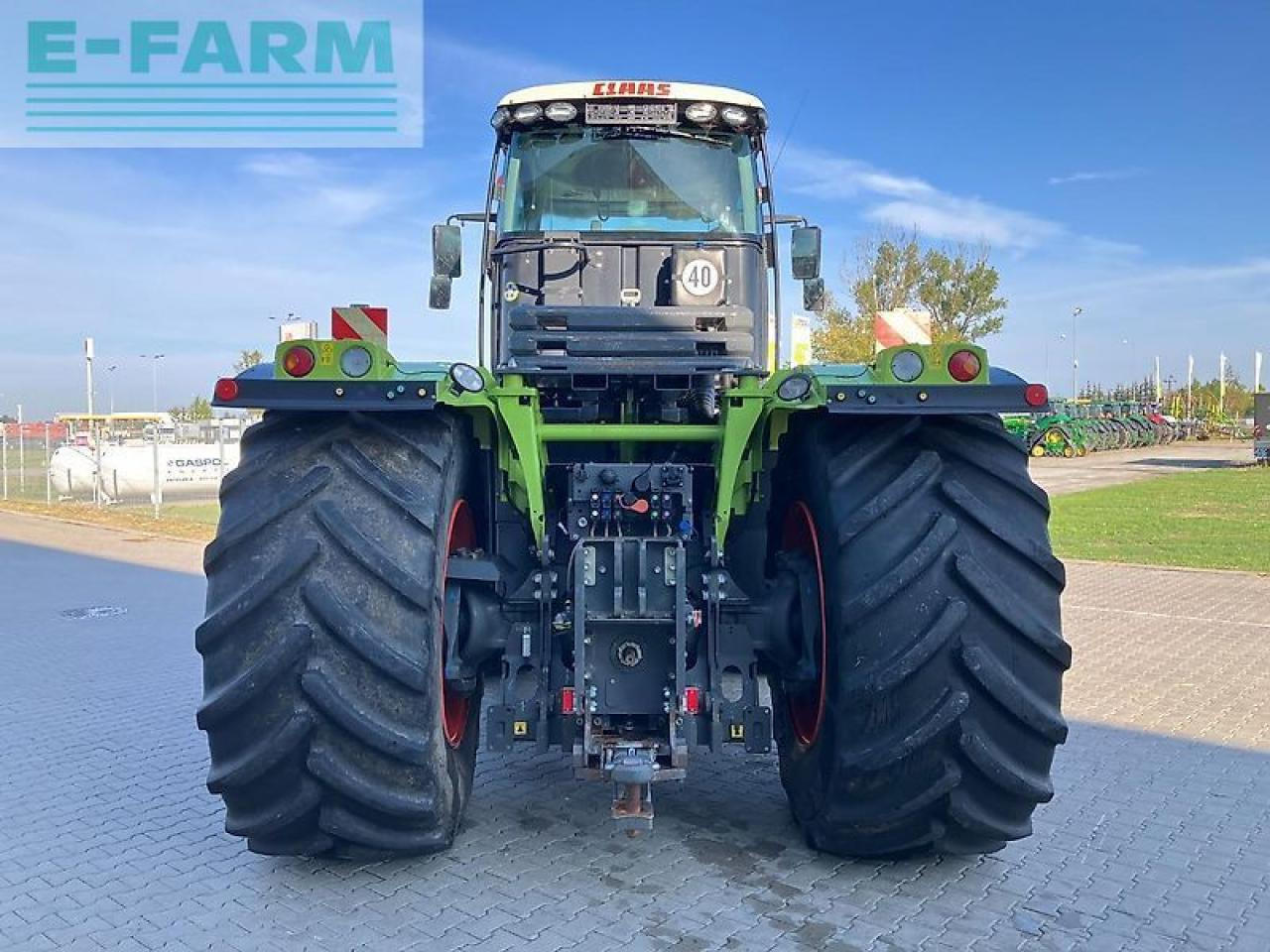CLAAS xerion 5000 - Трактор: фото 4 CLAAS xerion 5000 - Трактор: фото 4
