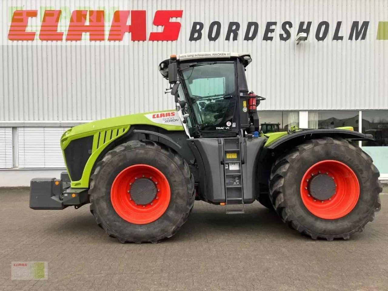 CLAAS xerion 5000 trac vc TRAC VC - Трактор: фото 2 CLAAS xerion 5000 trac vc TRAC VC - Трактор: фото 2