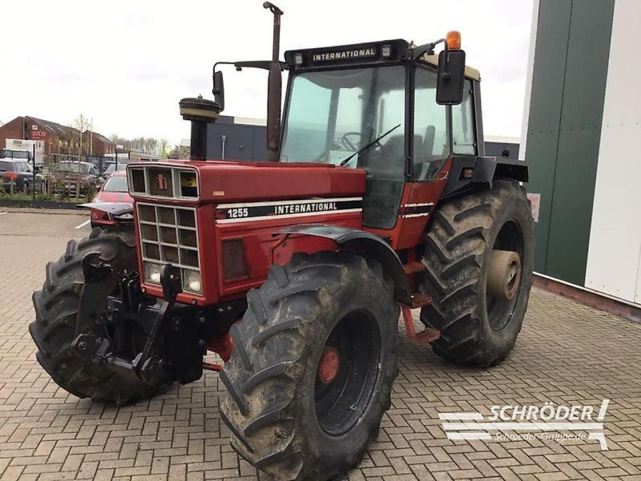 Case-IH 1255 - Трактор: фото 4 Case-IH 1255 - Трактор: фото 4