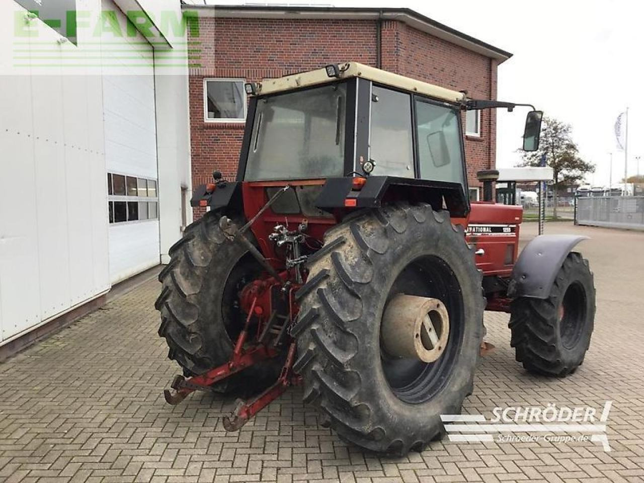 Case-IH 1255 - Трактор: фото 3 Case-IH 1255 - Трактор: фото 3
