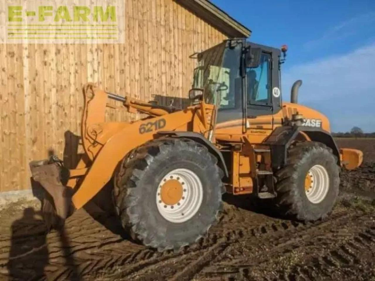 Case-IH 621d - Міні-екскаватор: фото 2 Case-IH 621d - Міні-екскаватор: фото 2