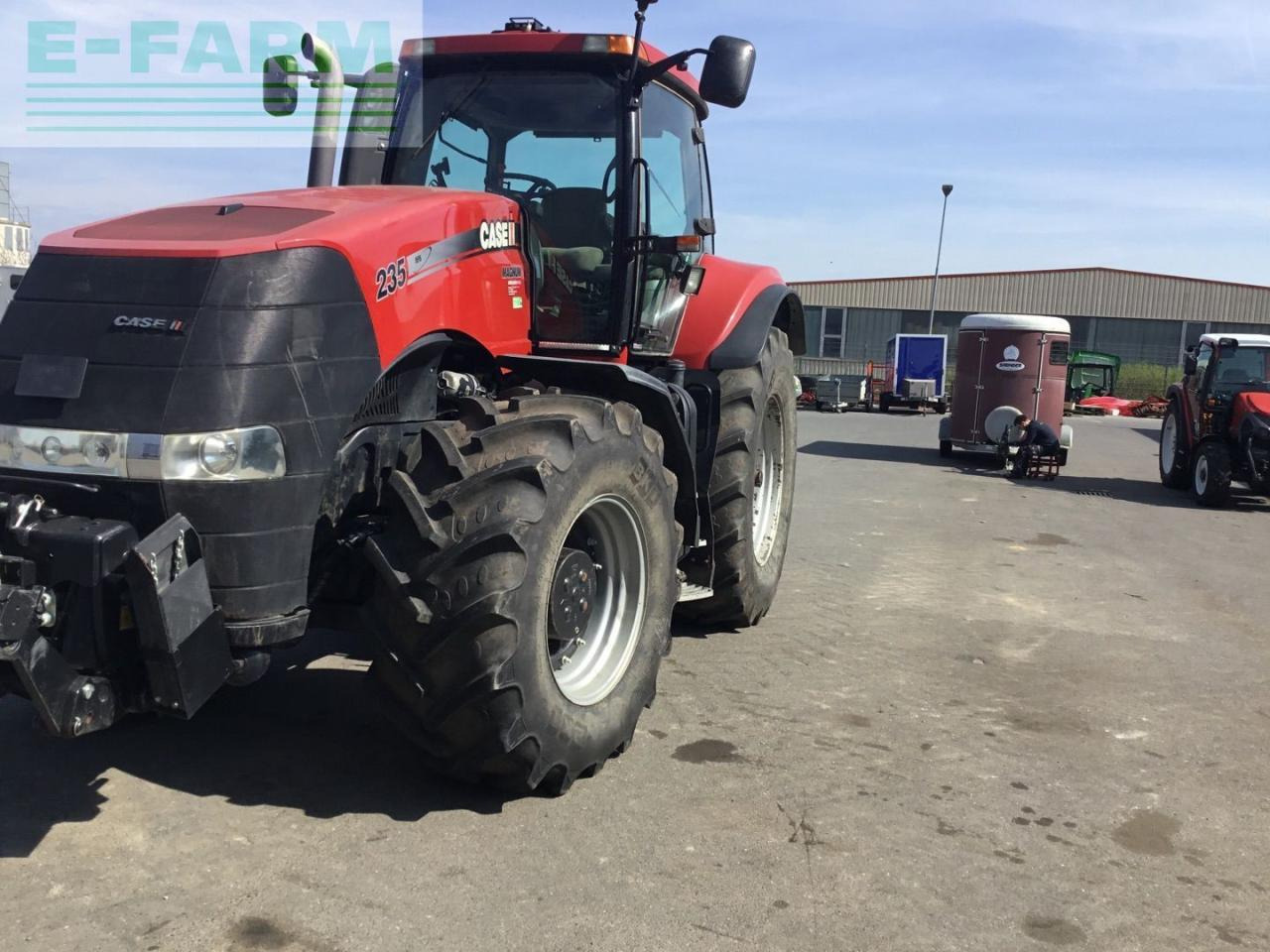 Трактор Case-IH Magnum 235: фото 12