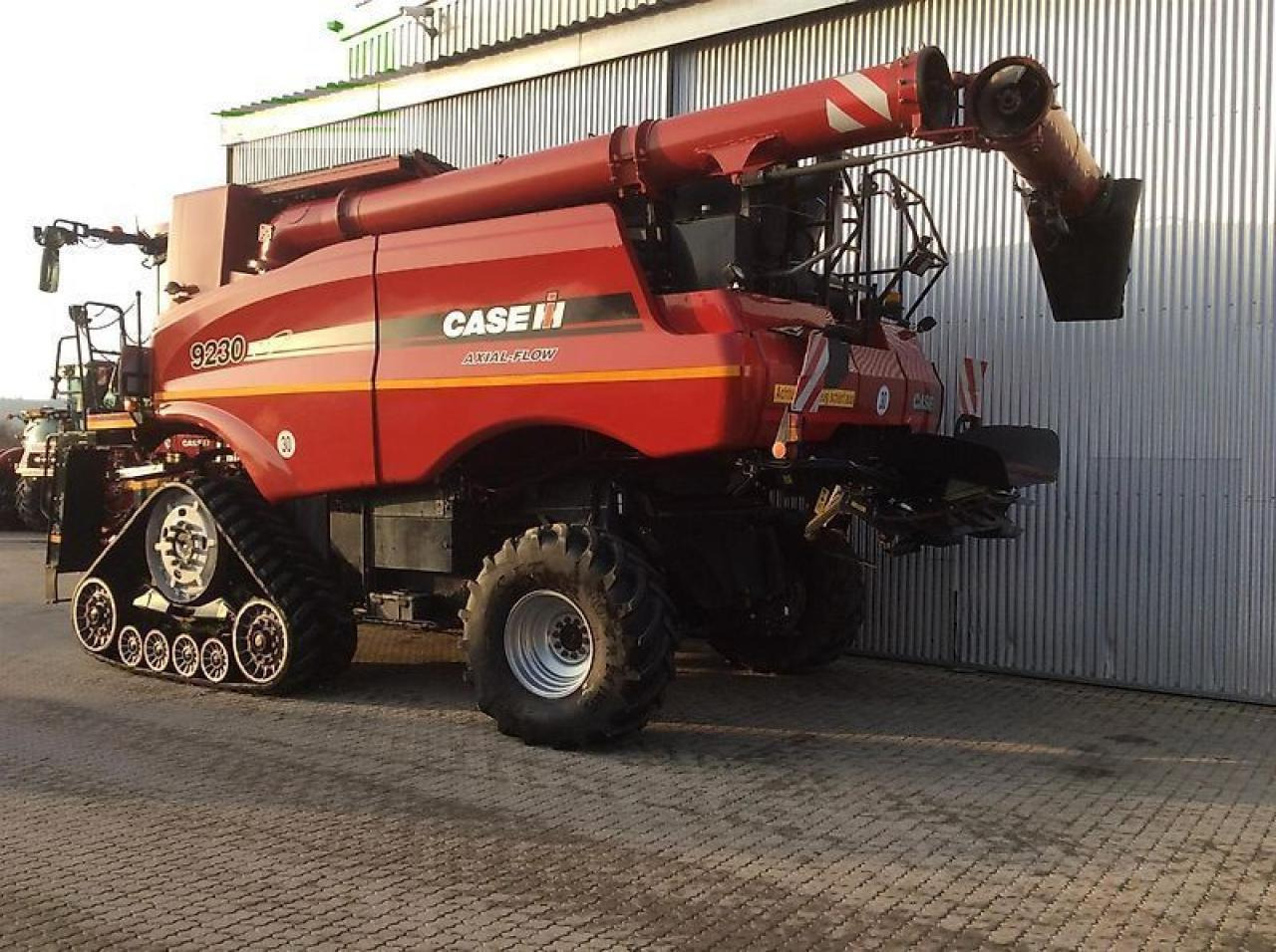 Case-IH axial 9230 - Зернозбиральний комбайн: фото 2 Case-IH axial 9230 - Зернозбиральний комбайн: фото 2