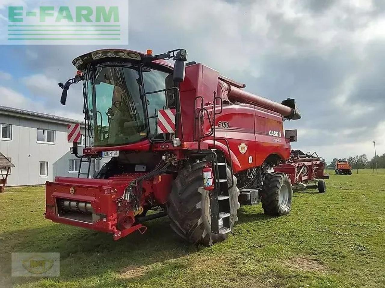 Case-IH axial-flow 6150 inkl. 6,70 m schneidwerk und wagen - Зернозбиральний комбайн: фото 1 Case-IH axial-flow 6150 inkl. 6,70 m schneidwerk und wagen - Зернозбиральний комбайн: фото 1