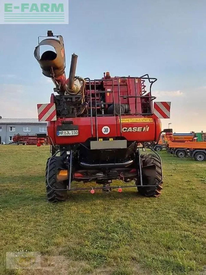 Case-IH axial-flow 6150 inkl. schneidwerk 7,62 m und wagen - Зернозбиральний комбайн: фото 4 Case-IH axial-flow 6150 inkl. schneidwerk 7,62 m und wagen - Зернозбиральний комбайн: фото 4