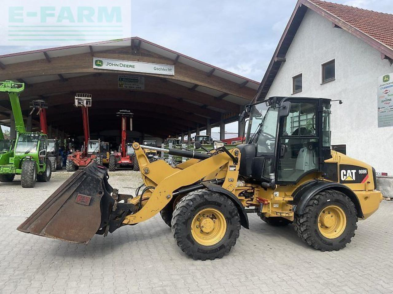 Caterpillar 908 h - Міні-екскаватор: фото 2 Caterpillar 908 h - Міні-екскаватор: фото 2