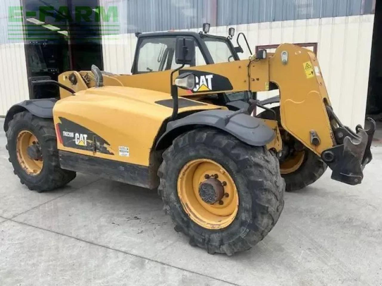 Caterpillar th220bma2 - Навантажувач телескопічний: фото 1 Caterpillar th220bma2 - Навантажувач телескопічний: фото 1