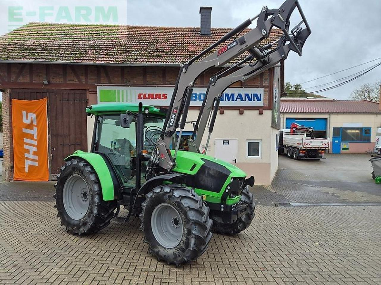 Deutz-Fahr 5105.4 g mit frontlader - Трактор: фото 1 Deutz-Fahr 5105.4 g mit frontlader - Трактор: фото 1