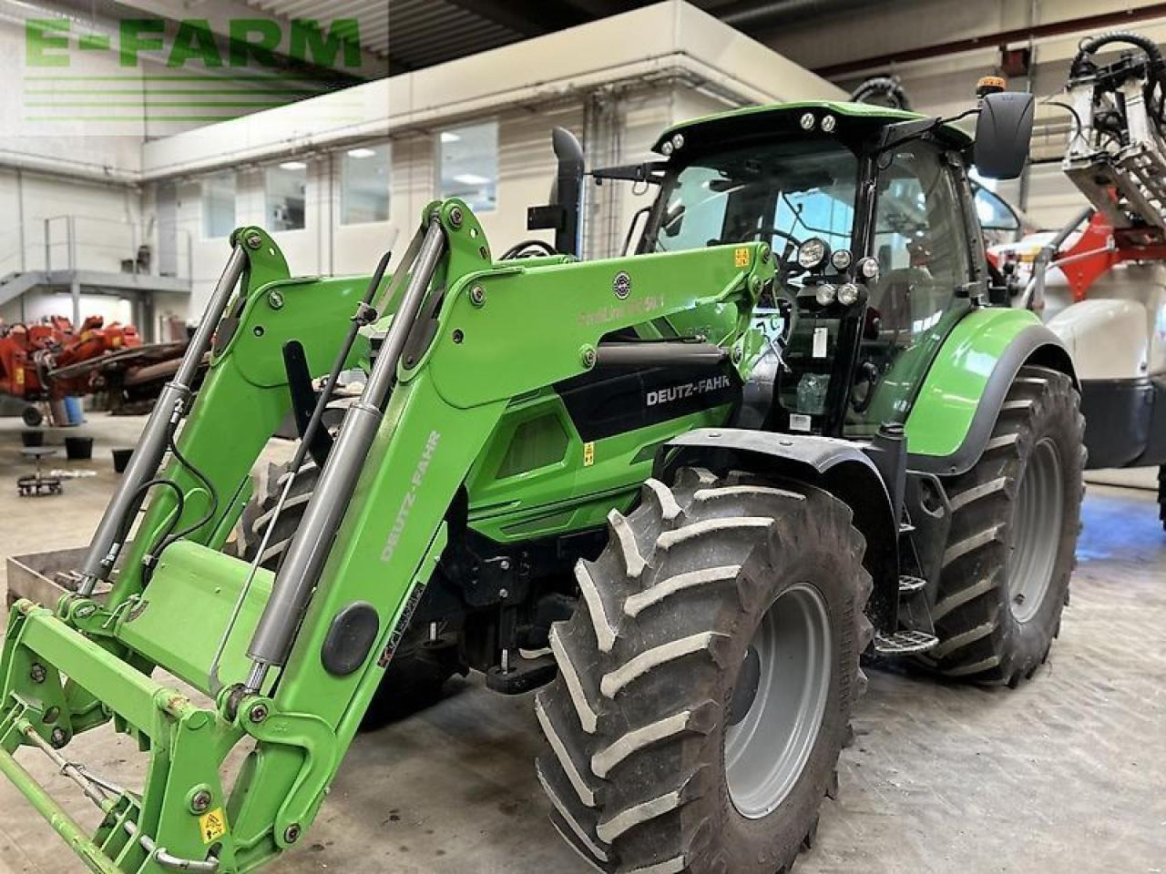 Deutz-Fahr 6.155 ttv - Трактор: фото 1 Deutz-Fahr 6.155 ttv - Трактор: фото 1