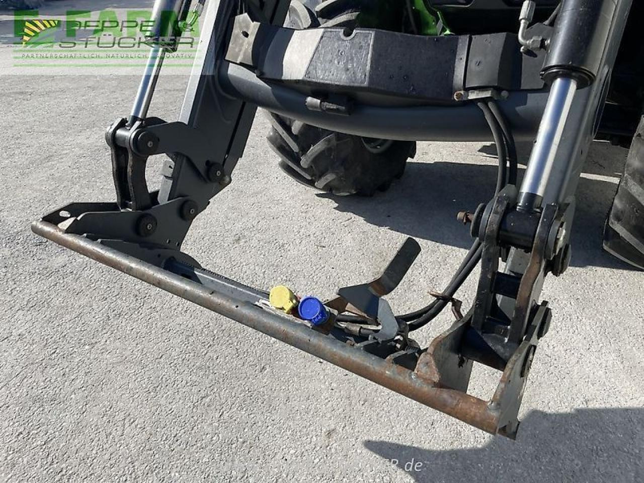 Deutz-Fahr 6130.4 p - Трактор: фото 3 Deutz-Fahr 6130.4 p - Трактор: фото 3