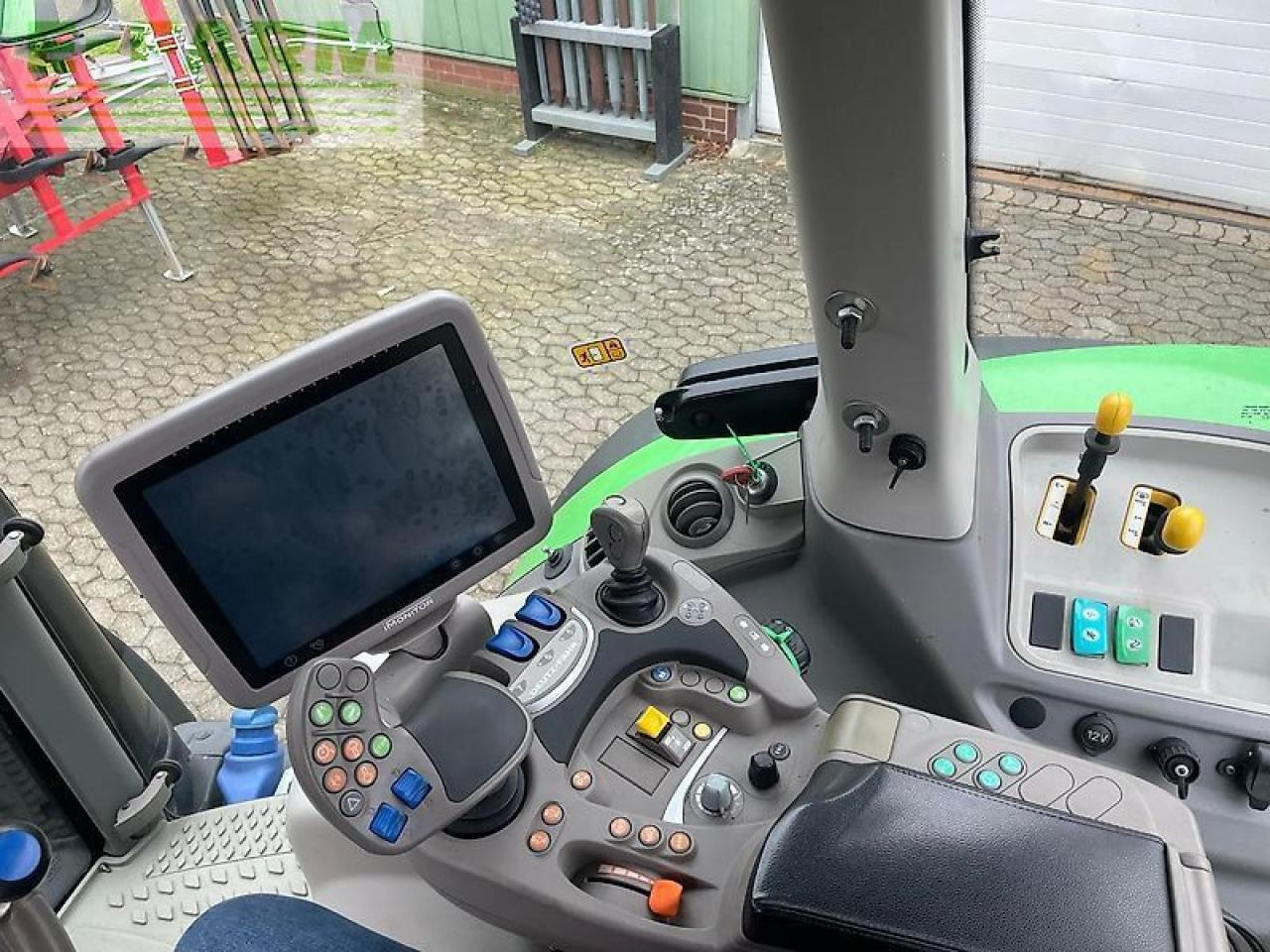 Трактор Deutz-Fahr 6215 rc: фото 18