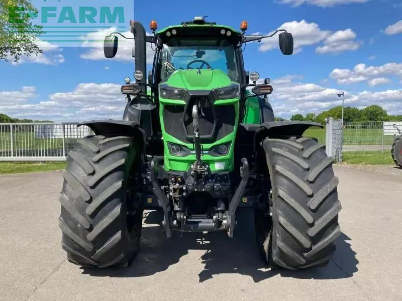 Deutz-Fahr 8280 ttv - Трактор: фото 2 Deutz-Fahr 8280 ttv - Трактор: фото 2