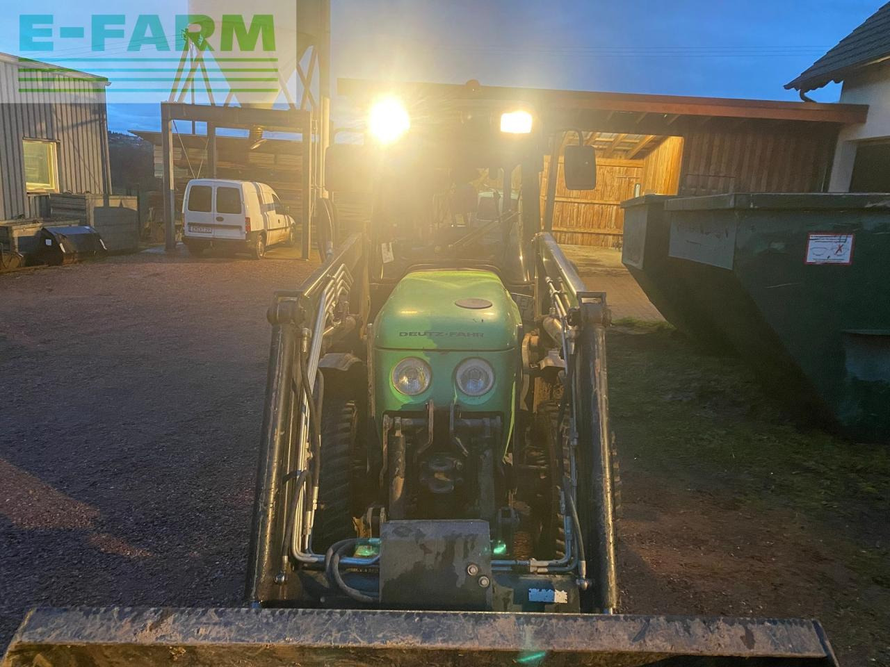 Deutz-Fahr Agroplus 70 S 70 S - Трактор: фото 2 Deutz-Fahr Agroplus 70 S 70 S - Трактор: фото 2