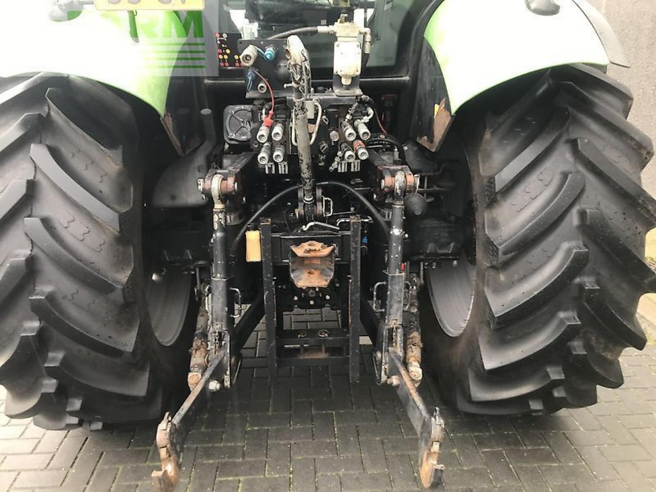 Deutz-Fahr deutz agrotron ttv430 met brede wielen - Трактор: фото 4 Deutz-Fahr deutz agrotron ttv430 met brede wielen - Трактор: фото 4