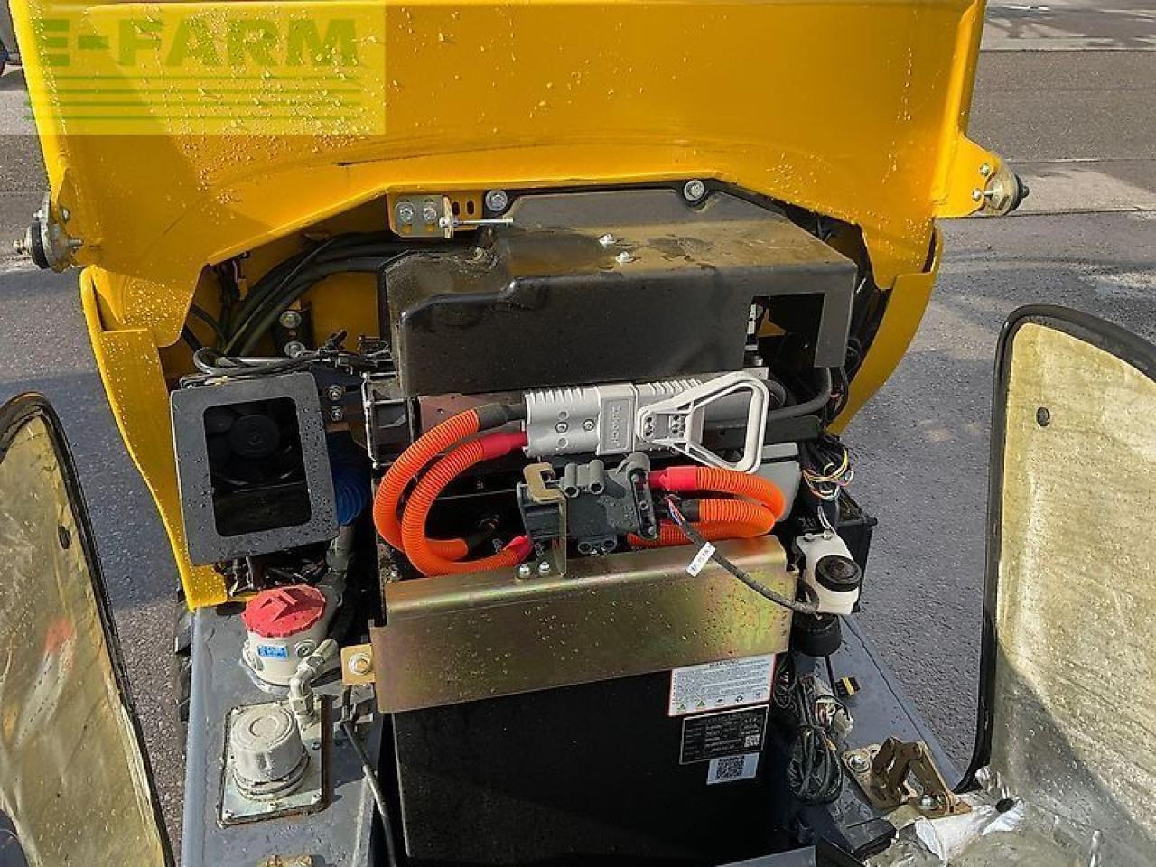 Eurotrac w11 e - Міні-екскаватор: фото 4 Eurotrac w11 e - Міні-екскаватор: фото 4