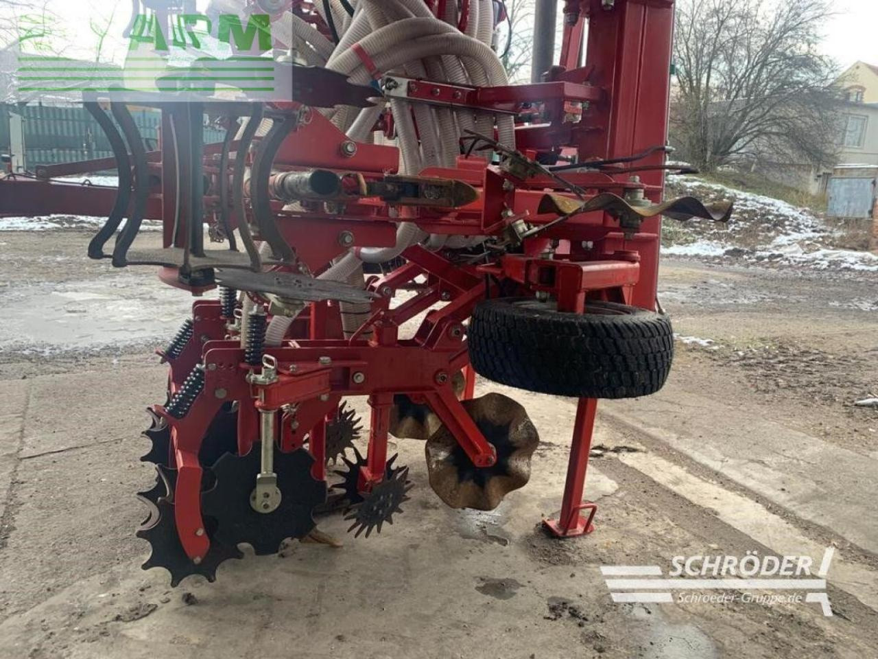 Evers strip-till injektor quarter 8-600 - Аплікатор для внесення добрив в грунт: фото 4 Evers strip-till injektor quarter 8-600 - Аплікатор для внесення добрив в грунт: фото 4