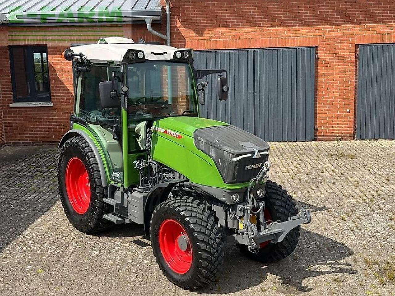 Fendt 209 f vario profi plus setting2 F - Трактор: фото 5 Fendt 209 f vario profi plus setting2 F - Трактор: фото 5