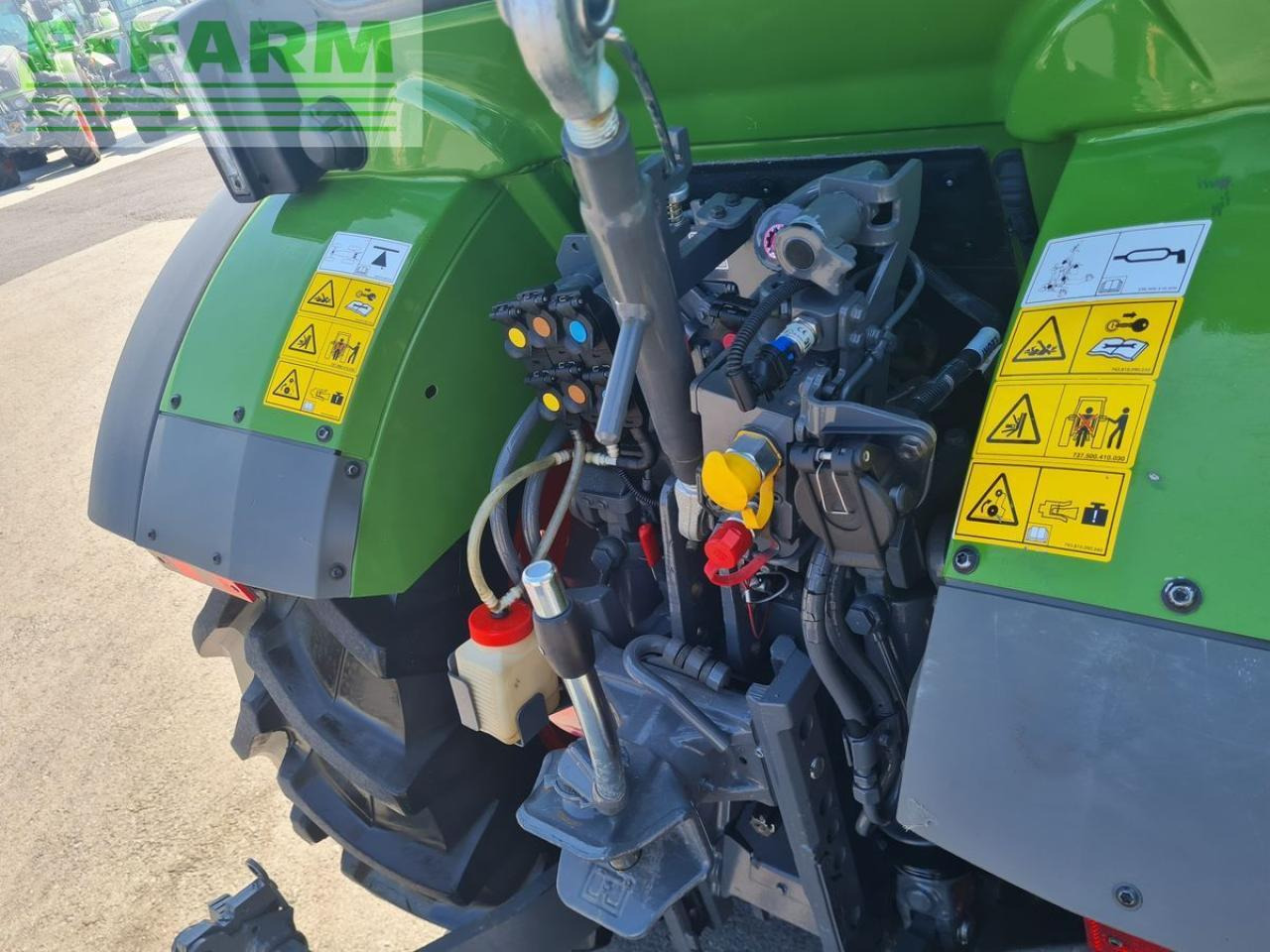 Fendt 211 vario f F - Трактор: фото 5 Fendt 211 vario f F - Трактор: фото 5