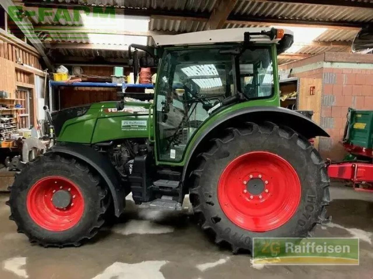 Fendt 211 vario power setting 2 - Трактор: фото 2 Fendt 211 vario power setting 2 - Трактор: фото 2