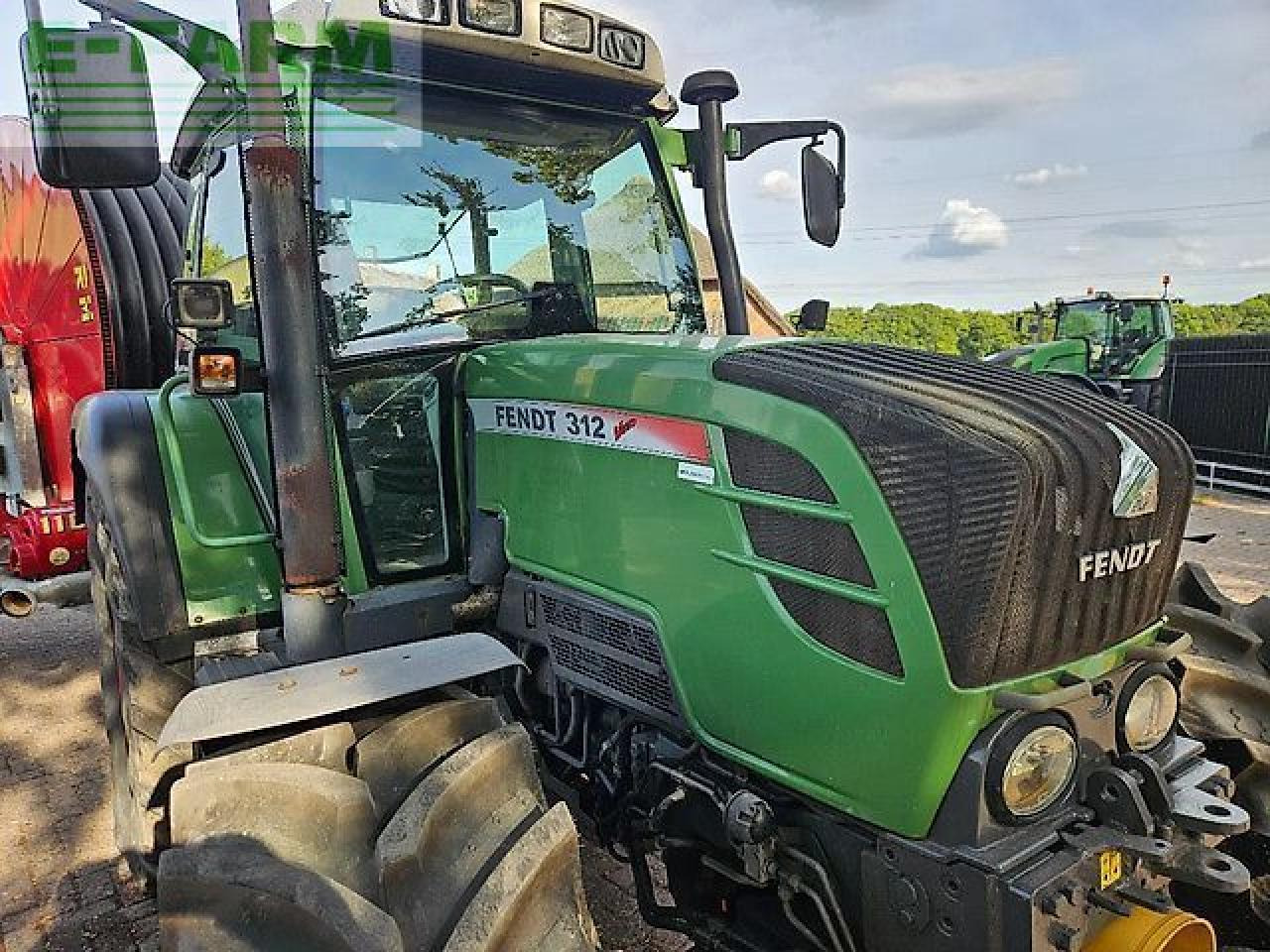 Fendt 312 vario ( 310 311 313 ) - Трактор: фото 4 Fendt 312 vario ( 310 311 313 ) - Трактор: фото 4