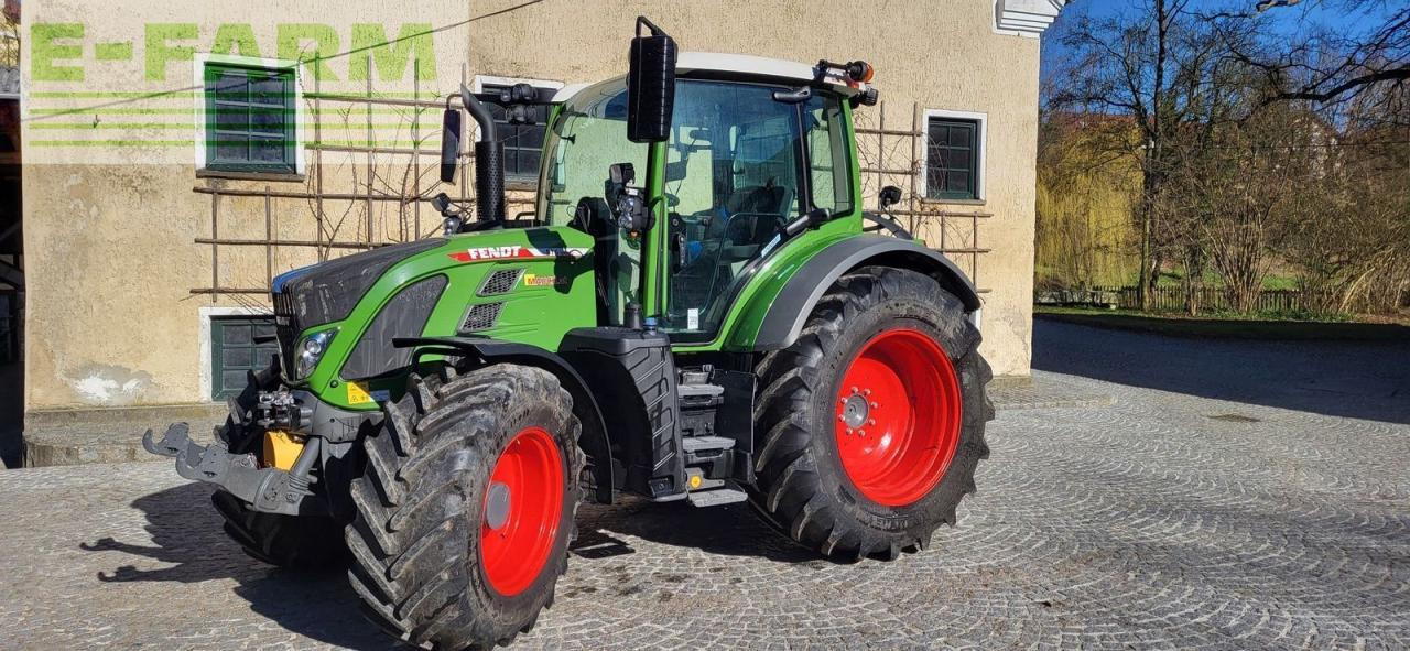 Fendt 516 vario profi fendtone Profi - Трактор: фото 1 Fendt 516 vario profi fendtone Profi - Трактор: фото 1