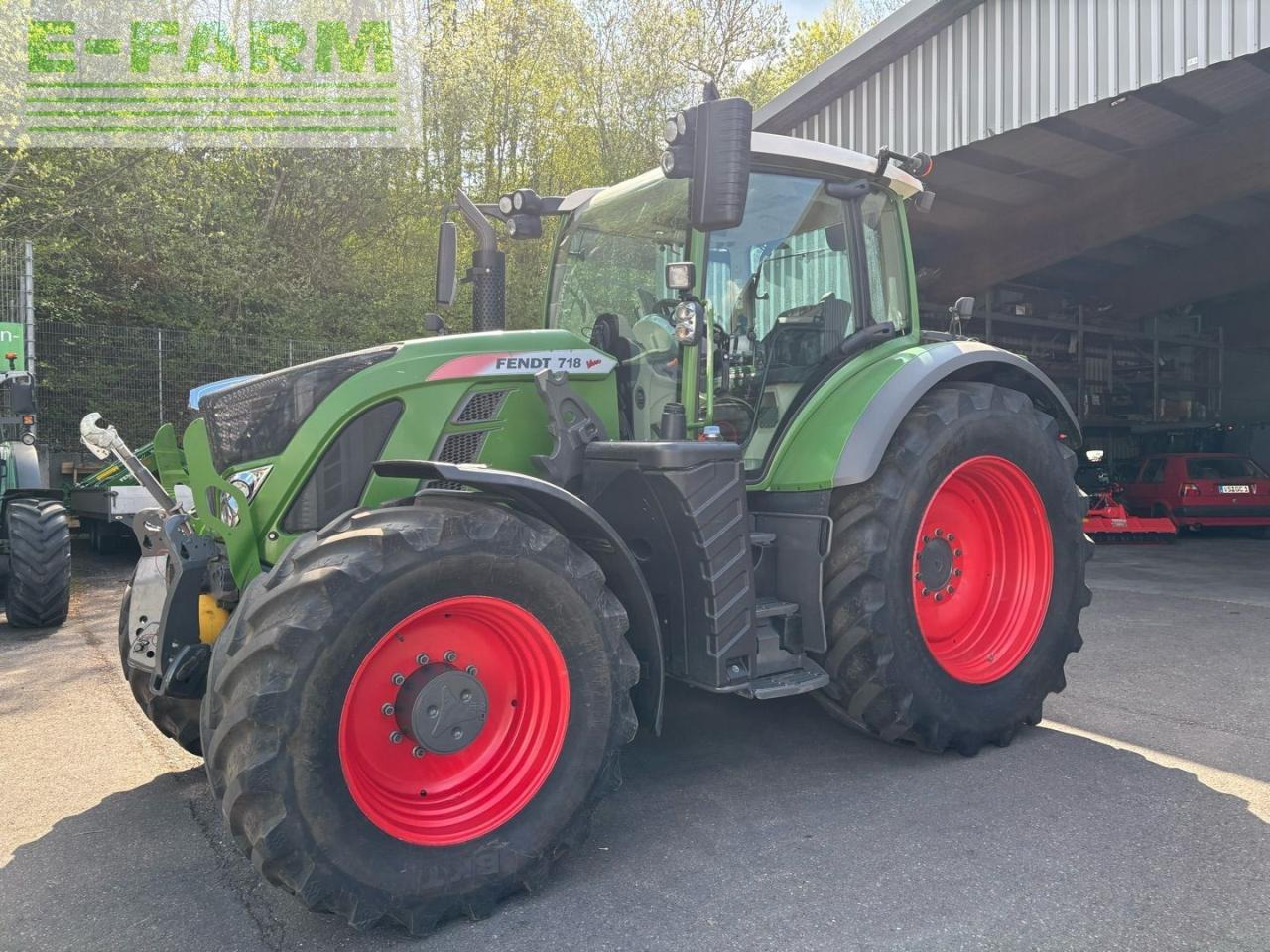Fendt 718 Vario - Трактор: фото 1 Fendt 718 Vario - Трактор: фото 1