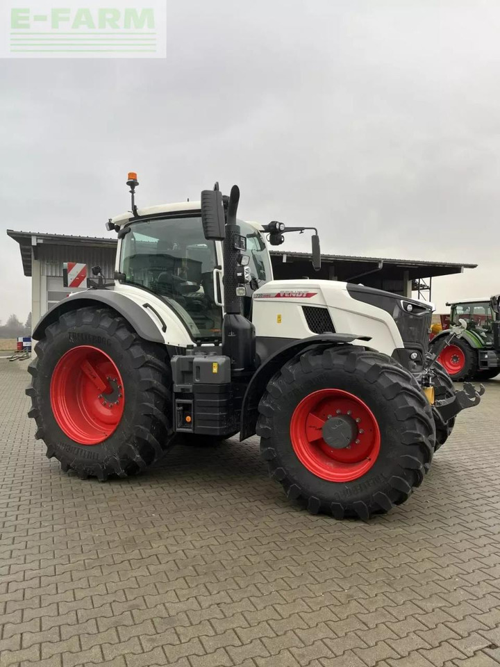 Fendt 720 vario profiplus ProfiPlus - Трактор: фото 1 Fendt 720 vario profiplus ProfiPlus - Трактор: фото 1