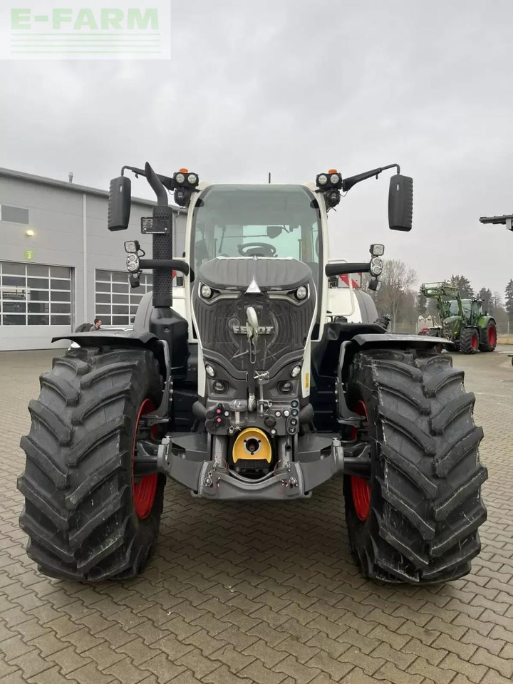 Fendt 720 vario profiplus ProfiPlus - Трактор: фото 3 Fendt 720 vario profiplus ProfiPlus - Трактор: фото 3