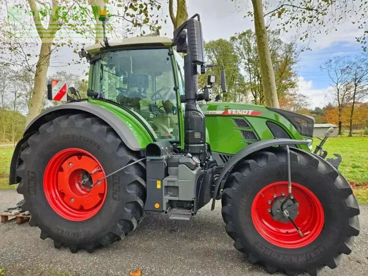 Fendt 724 vario 724 gen6 power plus reifendrucksystem rtk ( 718 720 72 - Трактор: фото 4 Fendt 724 vario 724 gen6 power plus reifendrucksystem rtk ( 718 720 72 - Трактор: фото 4