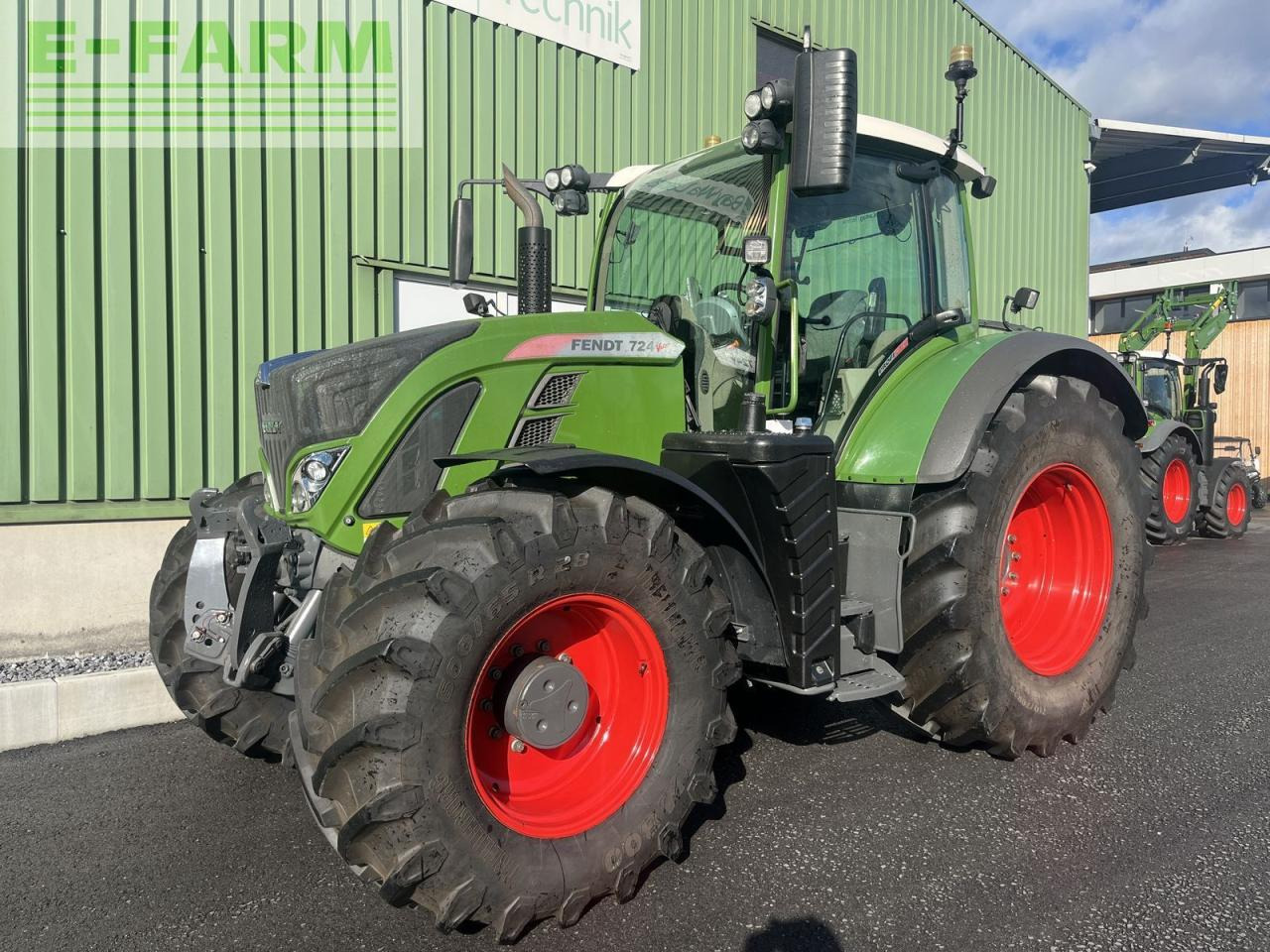 Fendt 724 vario - Трактор: фото 1 Fendt 724 vario - Трактор: фото 1