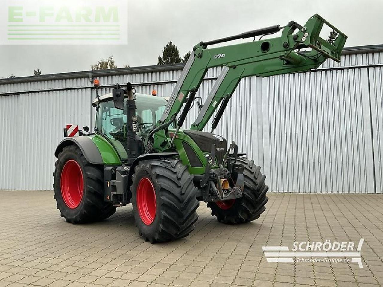 Fendt 724 vario s4 profi plus - Трактор: фото 1 Fendt 724 vario s4 profi plus - Трактор: фото 1