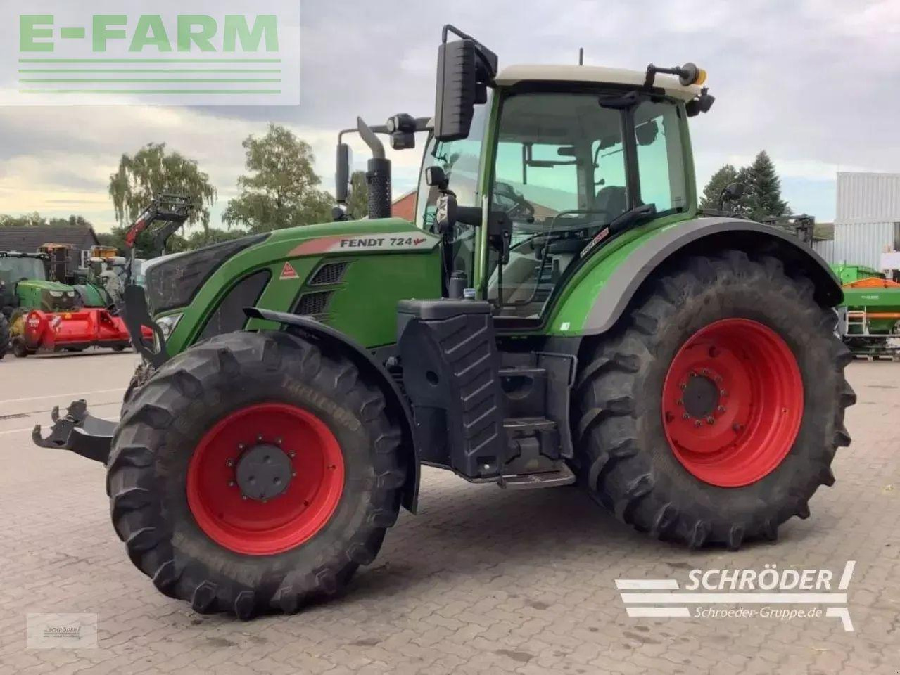 Fendt 724 vario s4 profi plus ProfiPlus - Трактор: фото 3 Fendt 724 vario s4 profi plus ProfiPlus - Трактор: фото 3