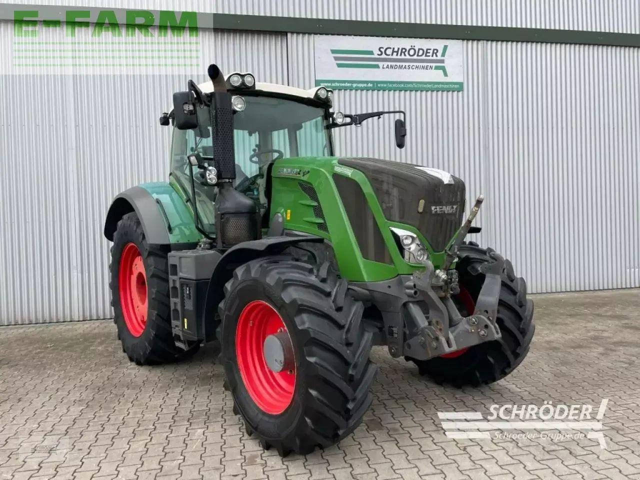 Fendt 824 vario s4 profi plus ProfiPlus - Трактор: фото 1 Fendt 824 vario s4 profi plus ProfiPlus - Трактор: фото 1