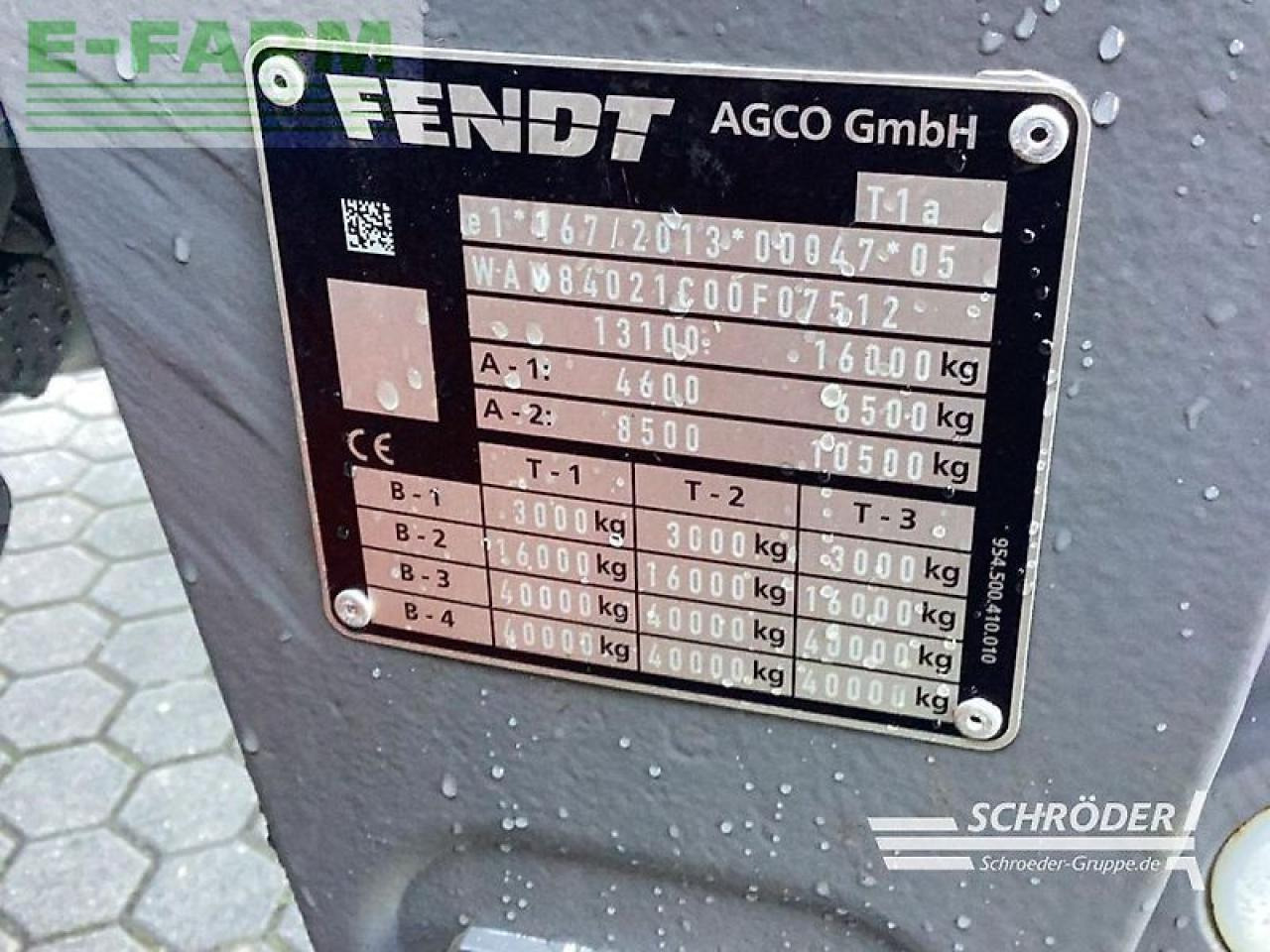 Fendt 824 vario s4 profi plus ProfiPlus - Трактор: фото 3 Fendt 824 vario s4 profi plus ProfiPlus - Трактор: фото 3