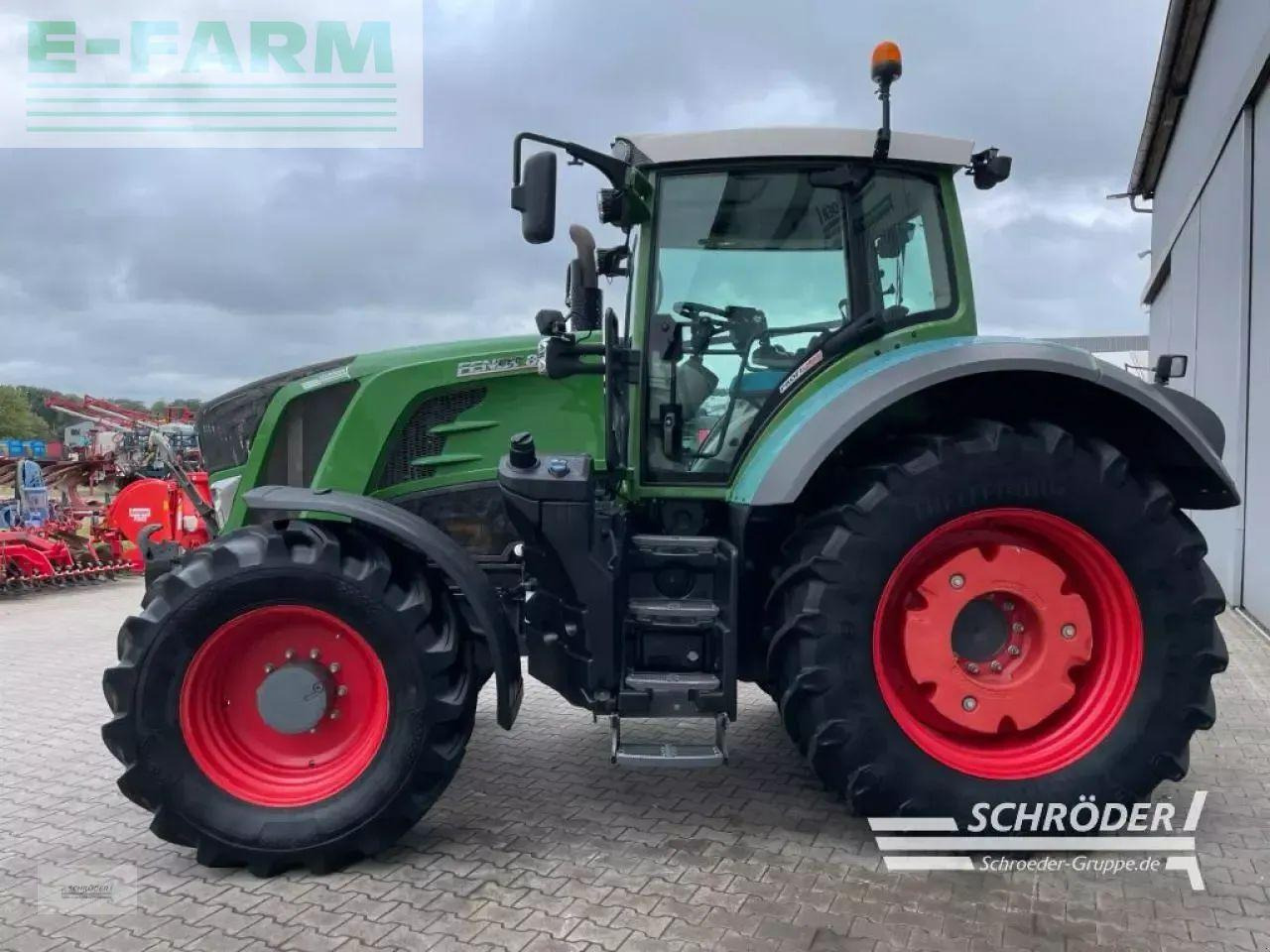 Fendt 824 vario s4 profi plus ProfiPlus - Трактор: фото 4 Fendt 824 vario s4 profi plus ProfiPlus - Трактор: фото 4
