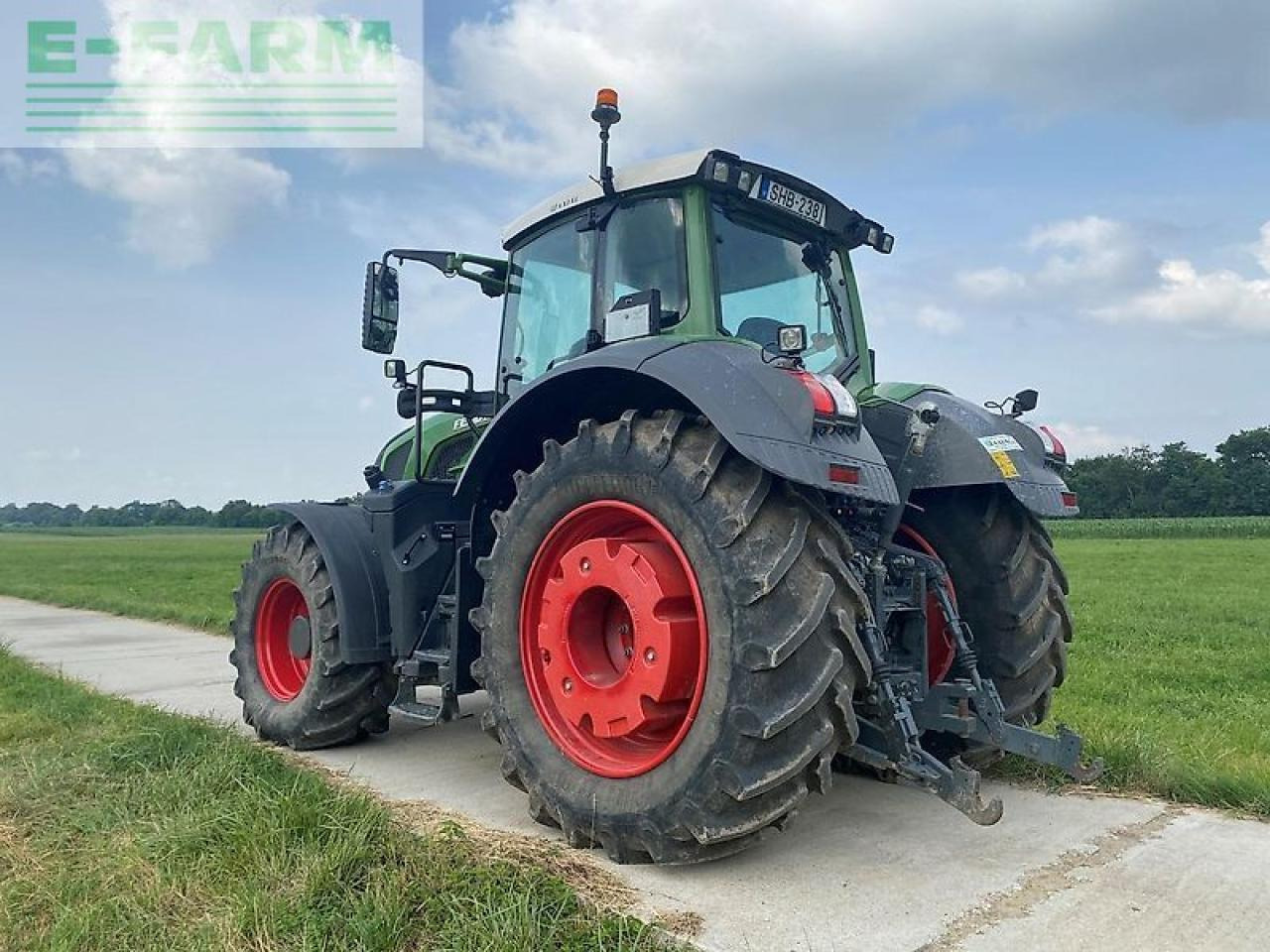 Трактор Fendt 826 vario profi plus ProfiPlus: фото 6