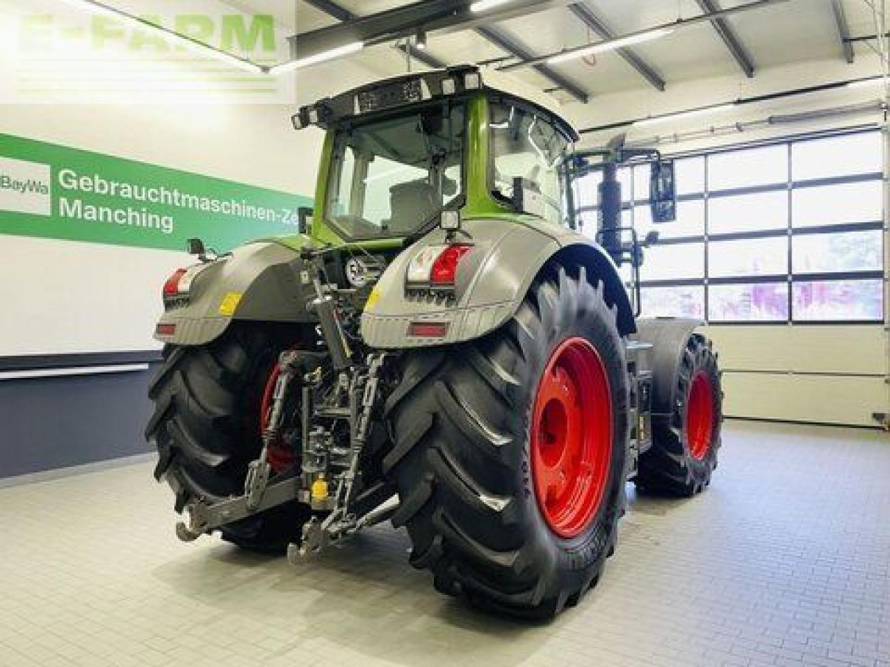 Fendt 826 vario s4 profi plus - Трактор: фото 4 Fendt 826 vario s4 profi plus - Трактор: фото 4