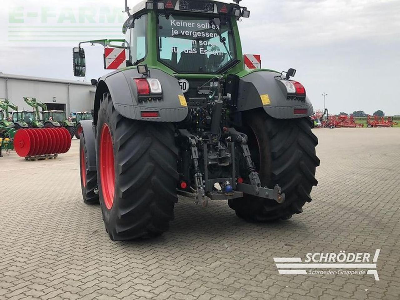 Fendt 828 vario s4 profi plus - Трактор: фото 3 Fendt 828 vario s4 profi plus - Трактор: фото 3