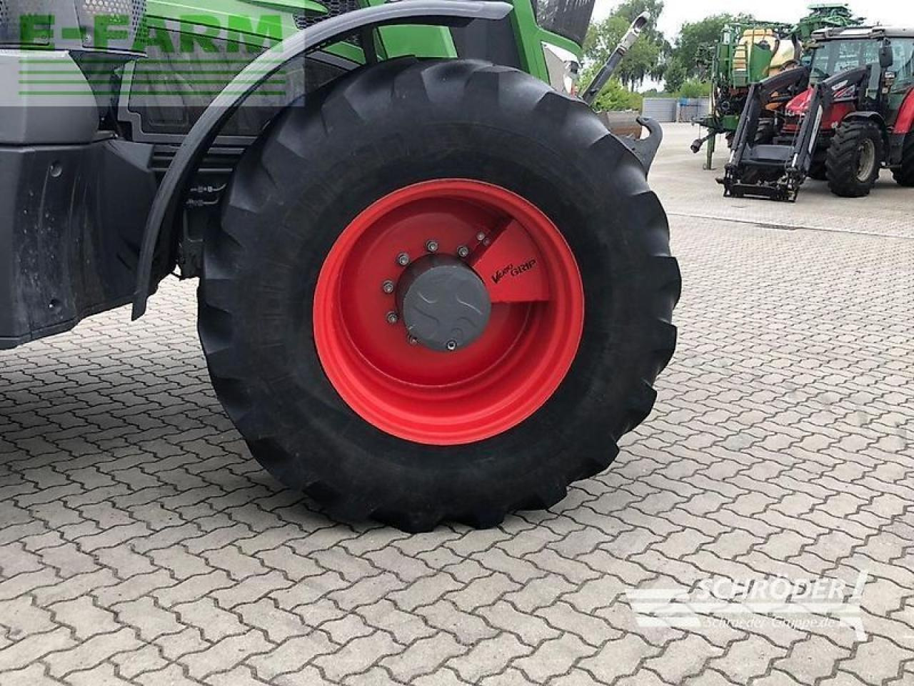 Fendt 828 vario s4 profi plus - Трактор: фото 5 Fendt 828 vario s4 profi plus - Трактор: фото 5