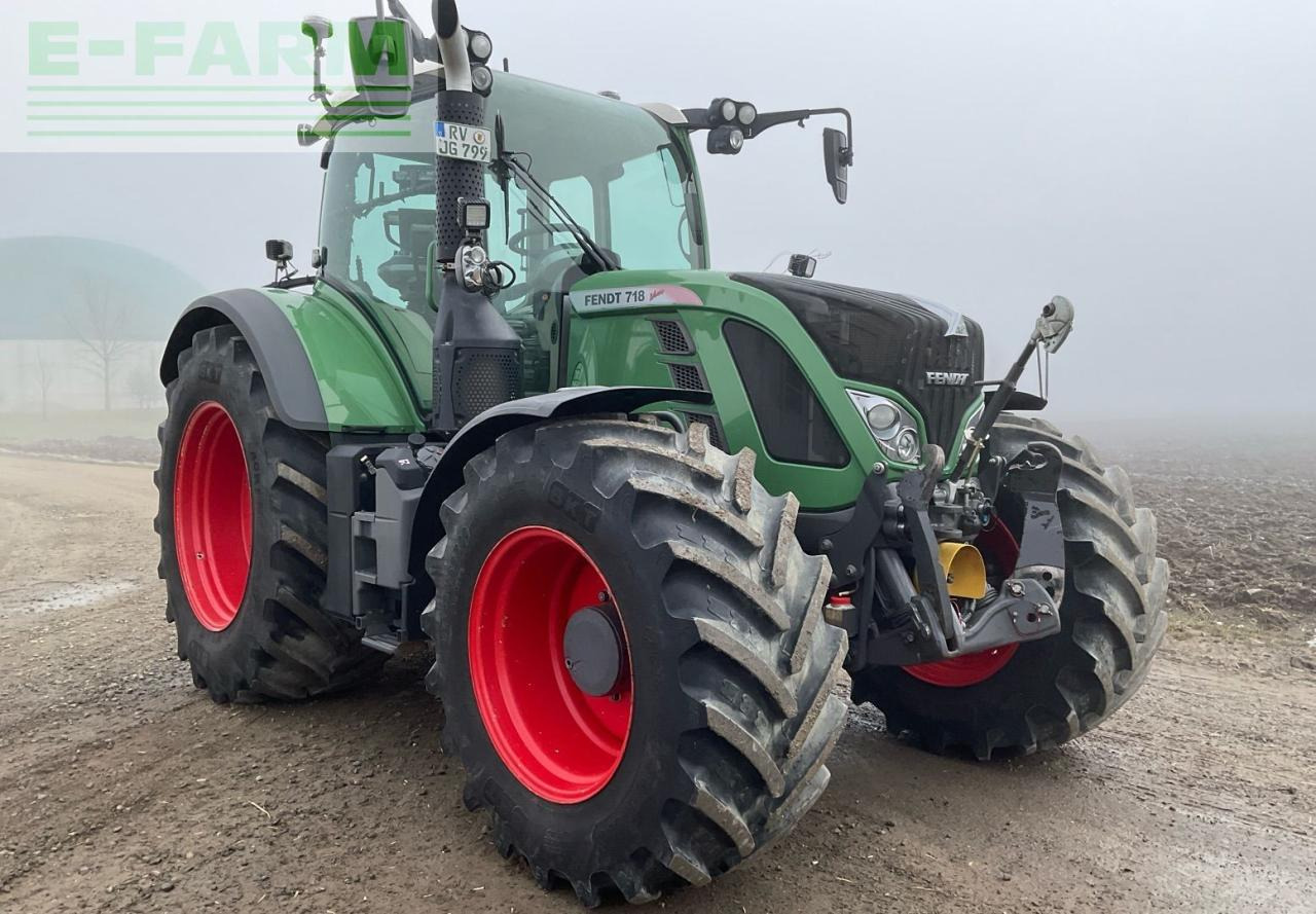 Fendt Vario 718 - Трактор: фото 4 Fendt Vario 718 - Трактор: фото 4