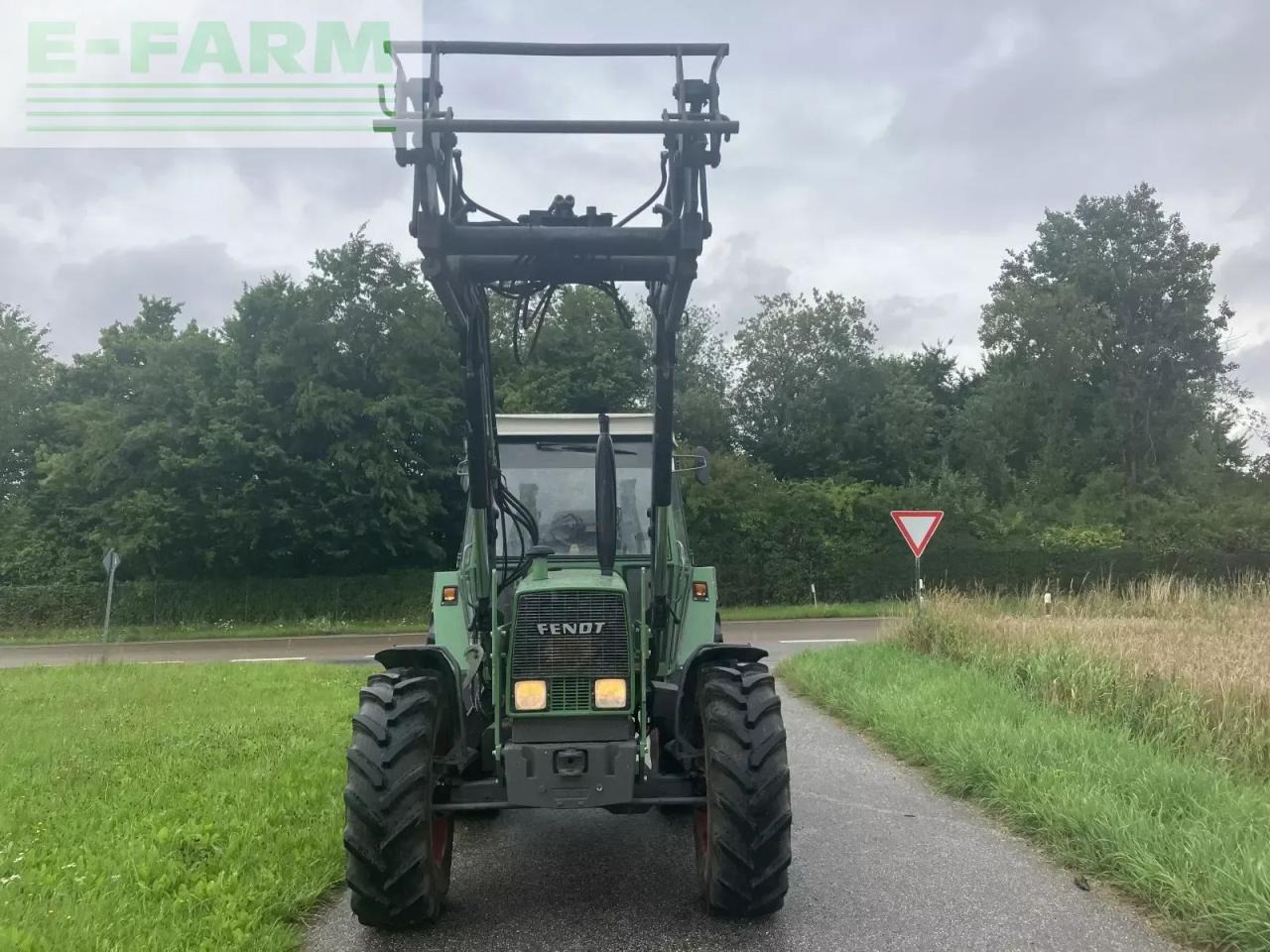 Fendt farmer 306 ls - Трактор: фото 2 Fendt farmer 306 ls - Трактор: фото 2